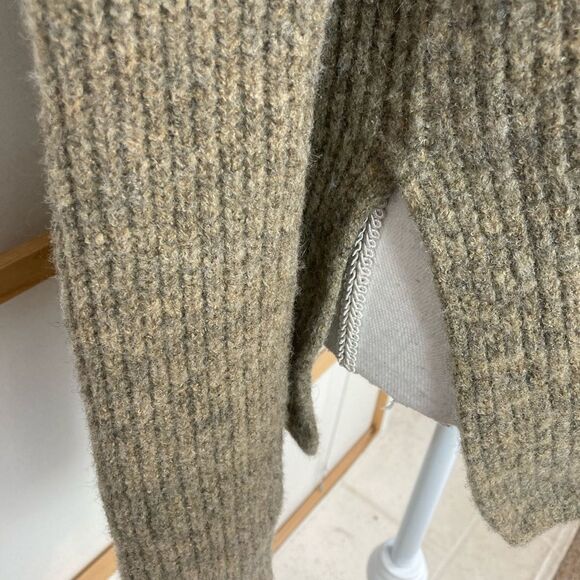 Current Air Los Angeles Cozy Marled Ribbed Sweater w/V neck surplice, side vents - Picture 4 of 8